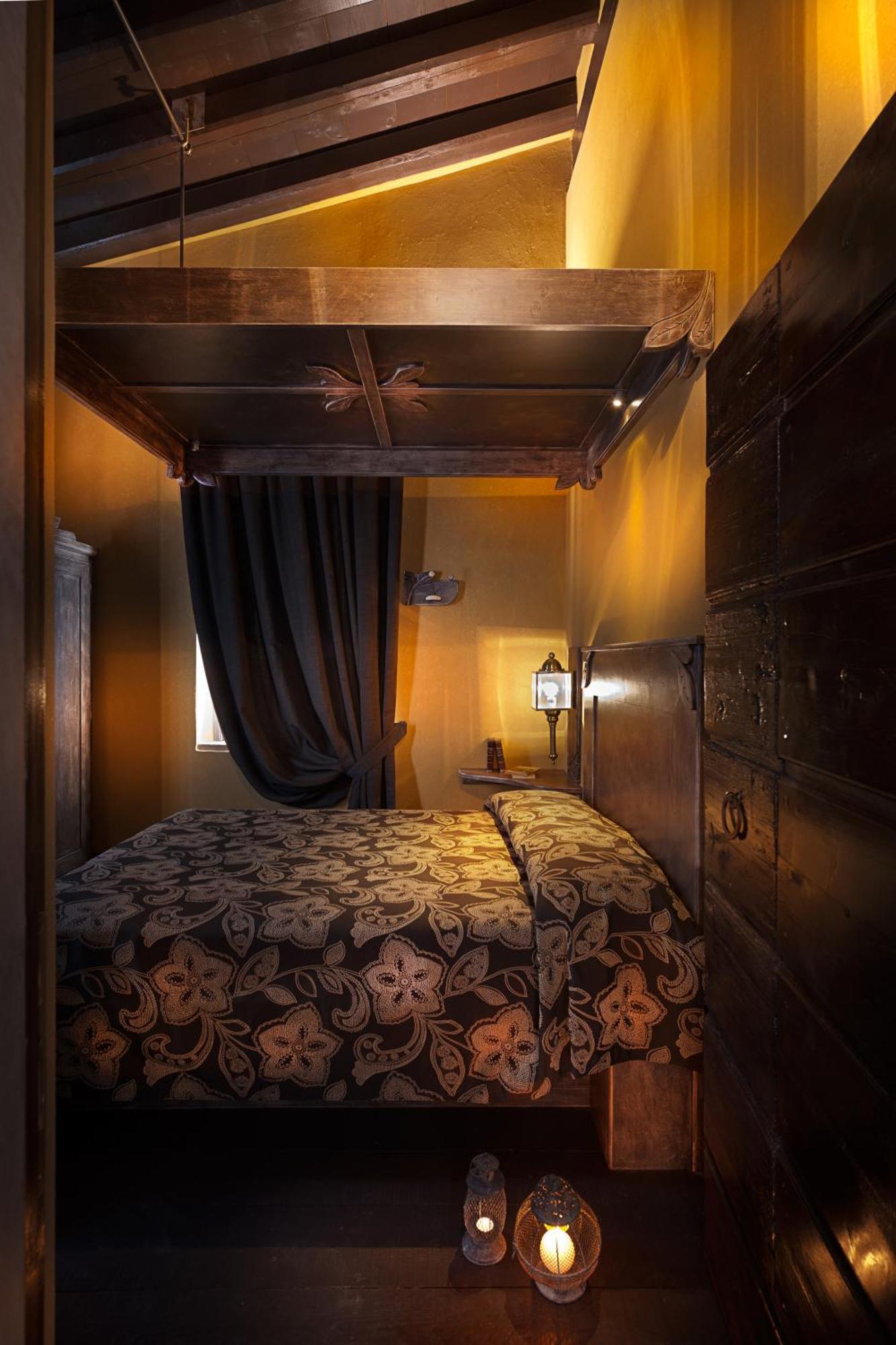 Boutique Hotel Villa Dei Campi Гавардо Екстериор снимка