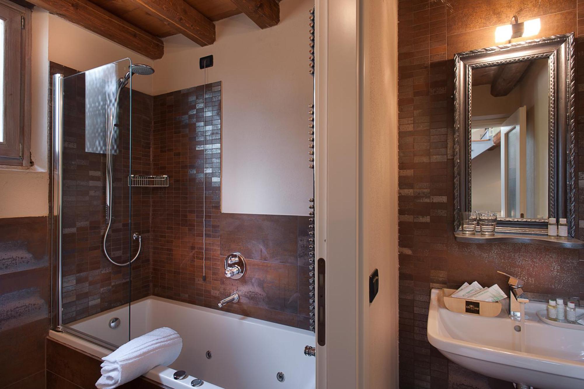 Boutique Hotel Villa Dei Campi Гавардо Екстериор снимка