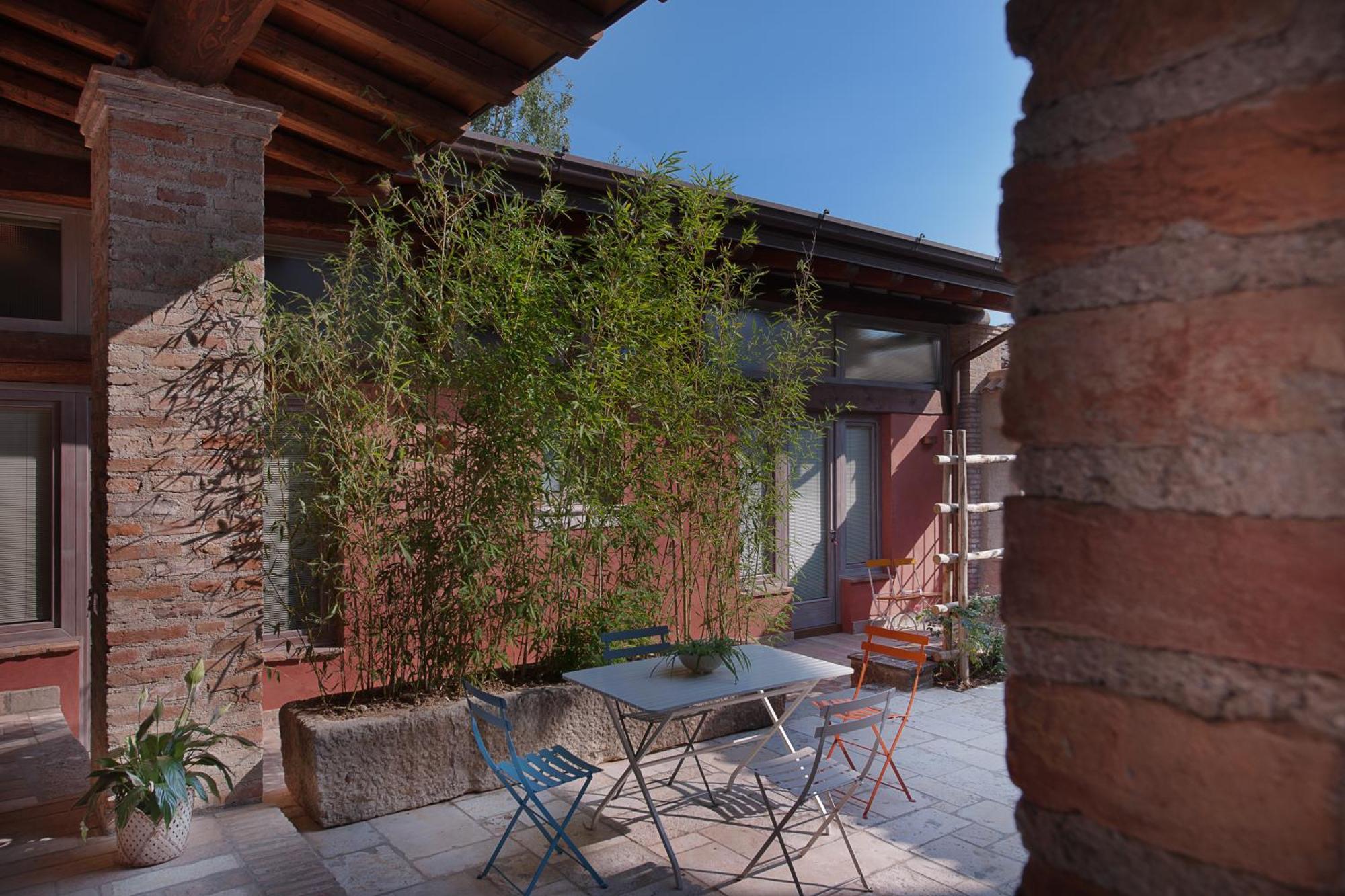 Boutique Hotel Villa Dei Campi Гавардо Екстериор снимка