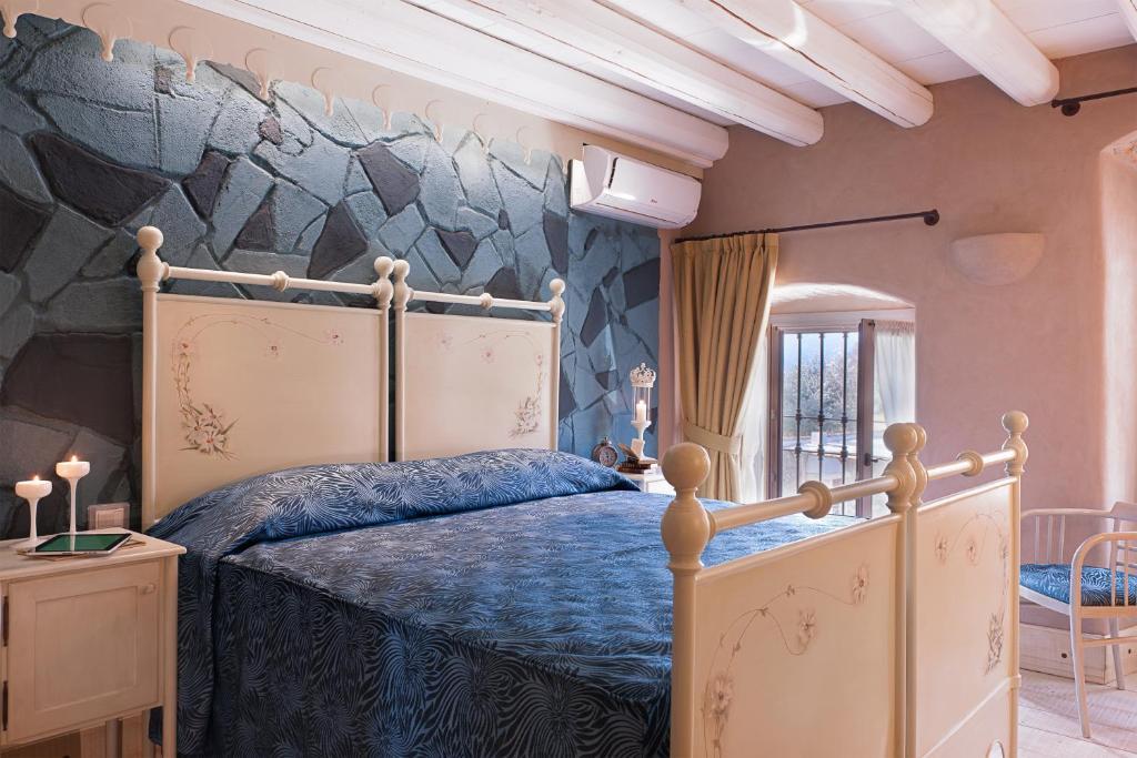 Boutique Hotel Villa Dei Campi Гавардо Стая снимка