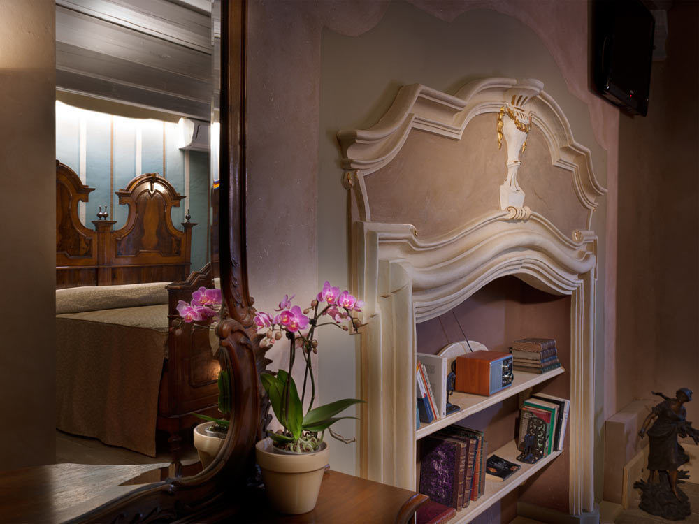Boutique Hotel Villa Dei Campi Гавардо Екстериор снимка